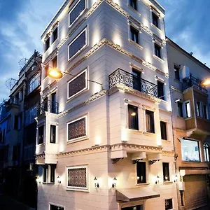 https://pera-line.istanbul-turkeyhotels.com