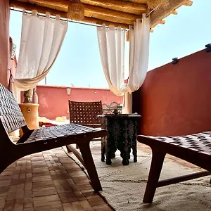Paquerette Riad